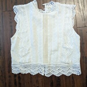 Elegant White Lace Sleeveless Top